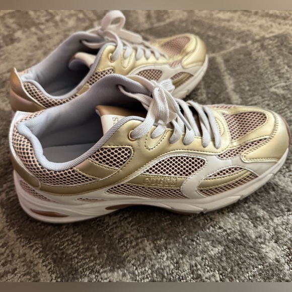 Guess Stylish Gold and White Women's Sneakers - Picture 1 of 7